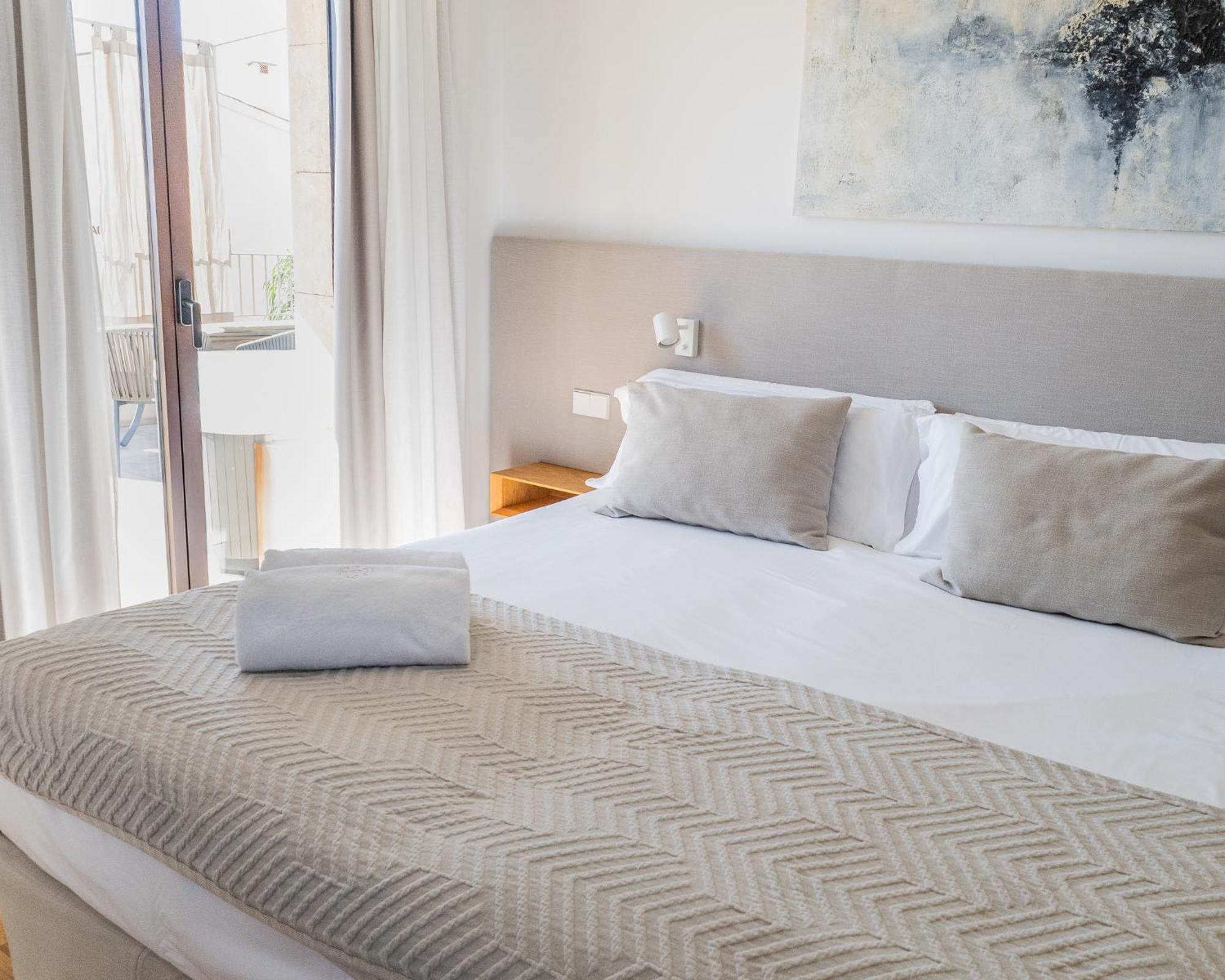 Ynaira Hotel & Spa อาริอานี ภายนอก รูปภาพ