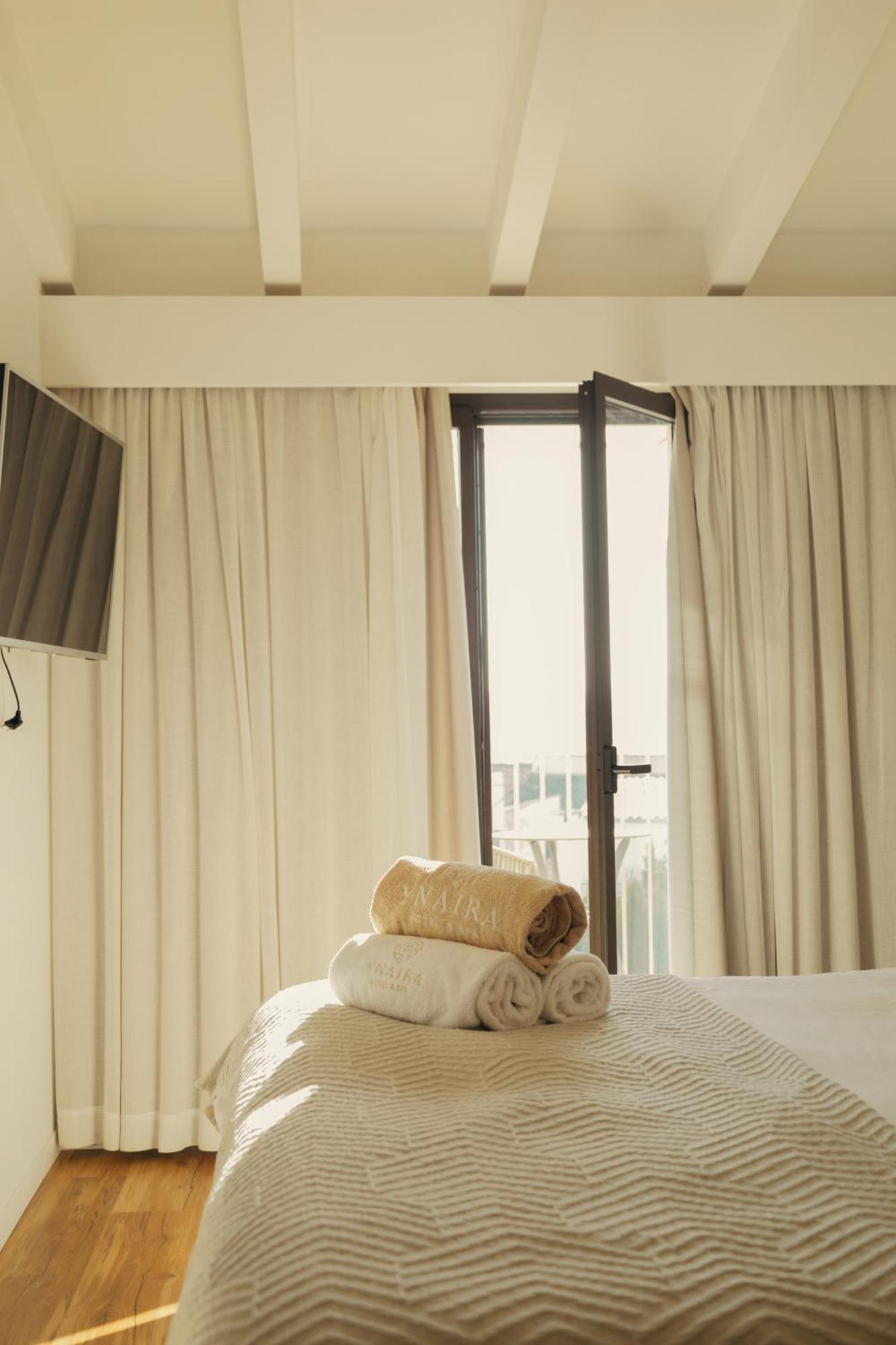 Ynaira Hotel & Spa อาริอานี ภายนอก รูปภาพ