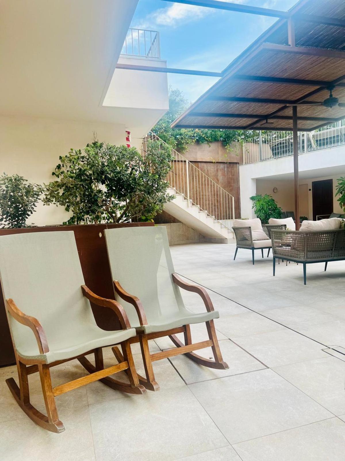 Ynaira Hotel & Spa อาริอานี ภายนอก รูปภาพ